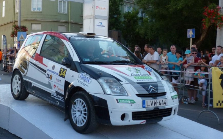 Szerencsés Székesfehérvár rallye után. 