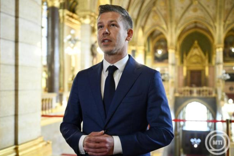 Magyar Péter: a Tisza-kormány megnyitja az ügynökaktákat