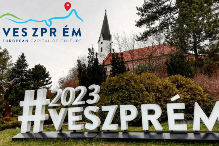 Veszprém Európa Kulturális Fővárosa - A megnyitó ünnepség a belváros három helyszínén is látható lesz